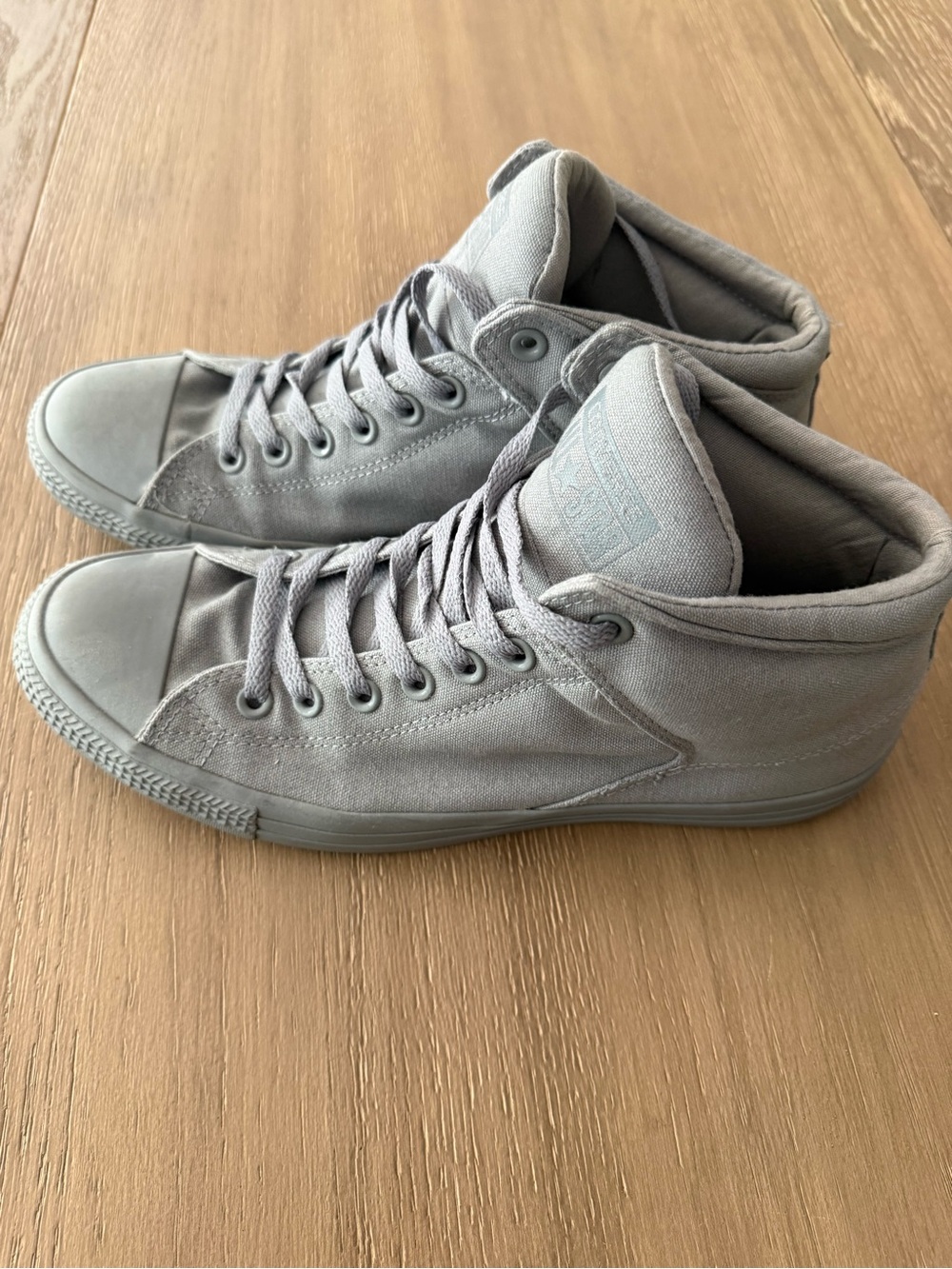 Men's High-Top Canvas Sneakers in Gray